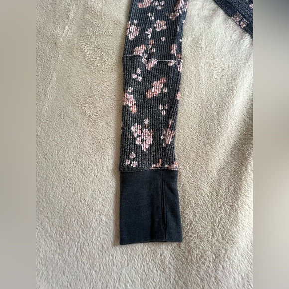 NWOT We The Free Black and Pink Floral Long Sleeve Top - Picture 5 of 8
